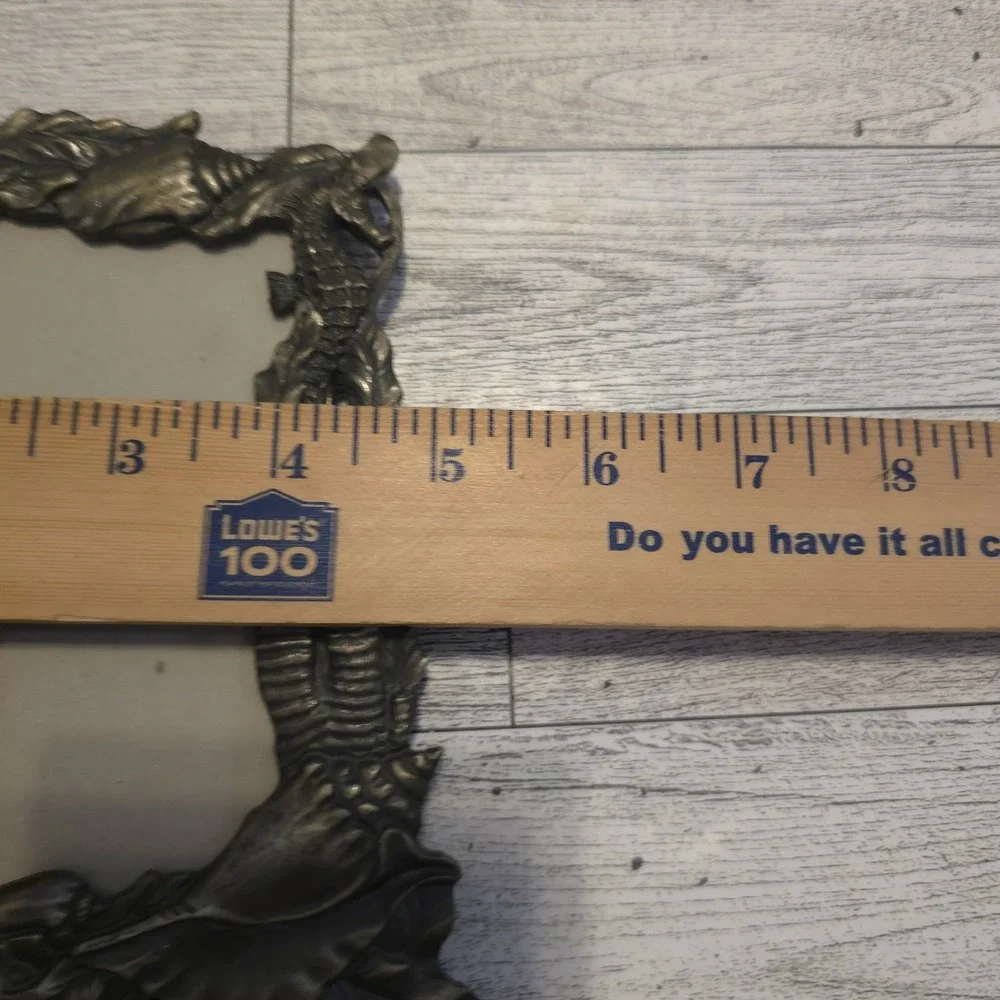 The Unbranded Brand metal picture